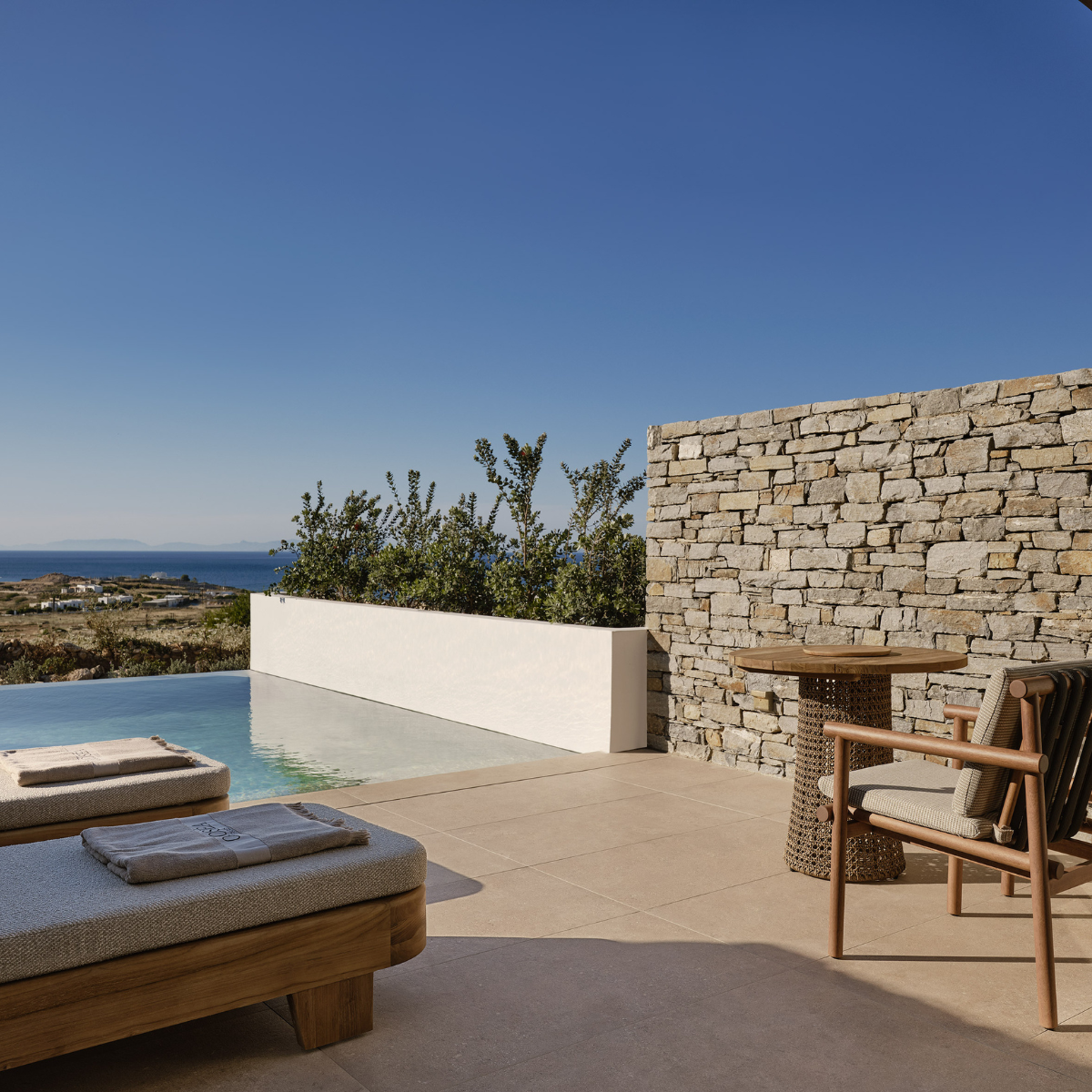 Τhe Project